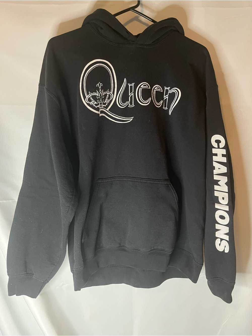 Gildan Black Queen Unisex Hoodie
